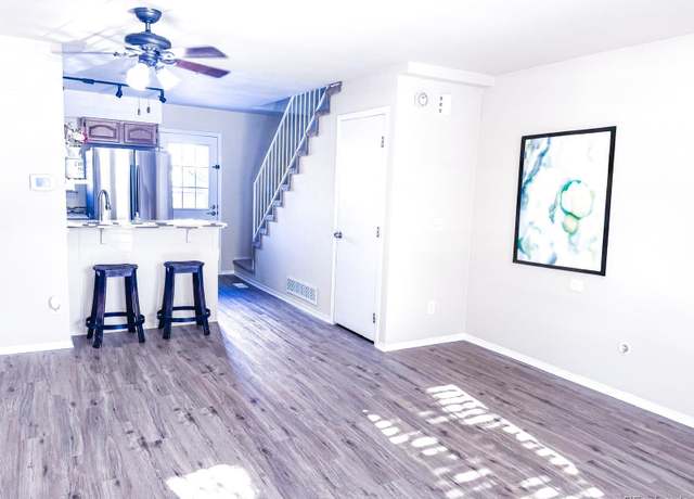 Property at 15475 E Louisiana Ave, Aurora, CO 80017, 2 beds, 1 bath