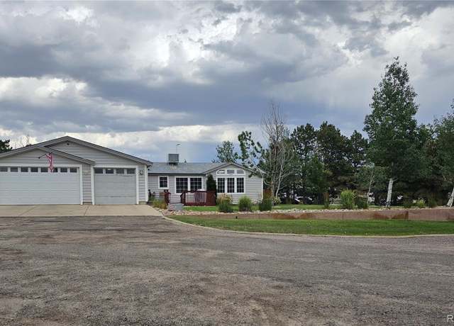 Property at 21457 E 9th Pl, Aurora, CO 80018, 5 beds, 3 baths