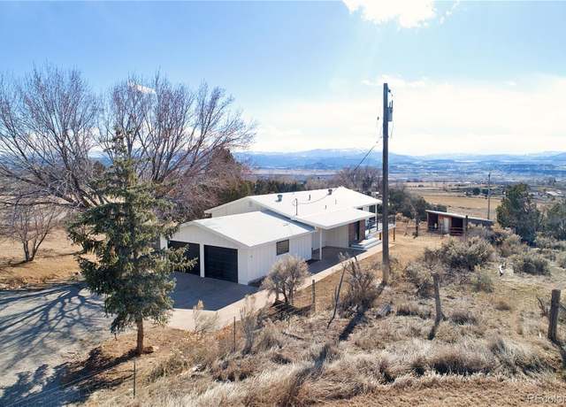 Property at 225 County Road 266, Silt, CO 81652, 5 beds, 3 baths