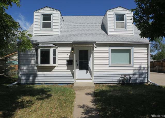 Property at 875 Kenton St, Aurora, CO 80010, 3 beds, 1 bath