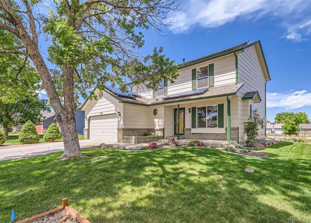Property at 2221 Nicholas Dr, Johnstown, CO 80534, 5 beds, 3 baths