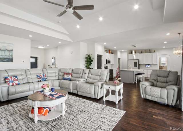 Property at 1180 Antelope Dr W, Bennett, CO 80102, 7 beds, 4 baths