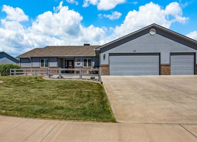 Property at 879 Elberta Dr, Fruita, CO 81521, 4 beds, 2 baths