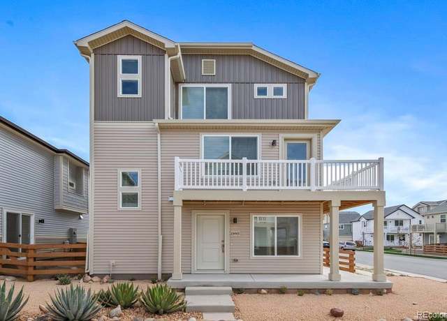 Property at 46570 Avery Ln, Bennett, CO 80102, 3 beds, 2 baths