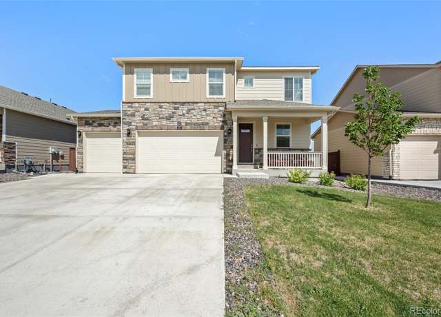 Property at 437 Thrush Pl, Johnstown, CO 80534, 4 beds, 3 baths