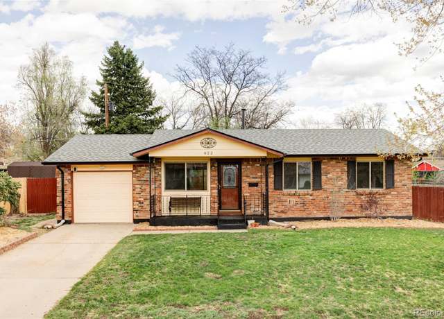 Property at 822 S Worchester St, Aurora, CO 80012, 2 beds, 1 bath