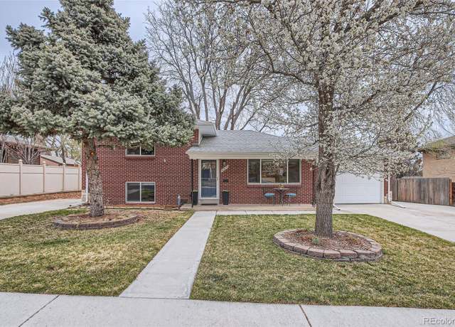 Property at 6970 Upham St, Arvada, CO 80003, 3 beds, 2 baths