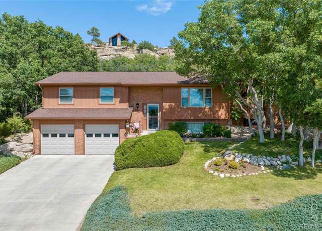 Property at 452 Gordon Dr, Castle Rock, CO 80104, 4 beds, 3 baths