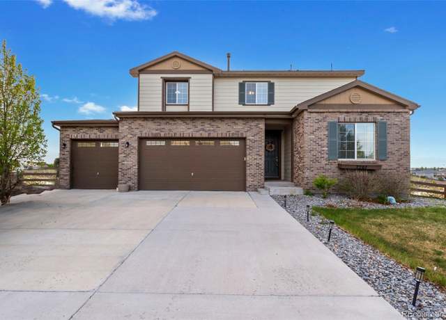 Property at 7207 S Scottsburg Way, Aurora, CO 80016, 4 beds, 3 baths