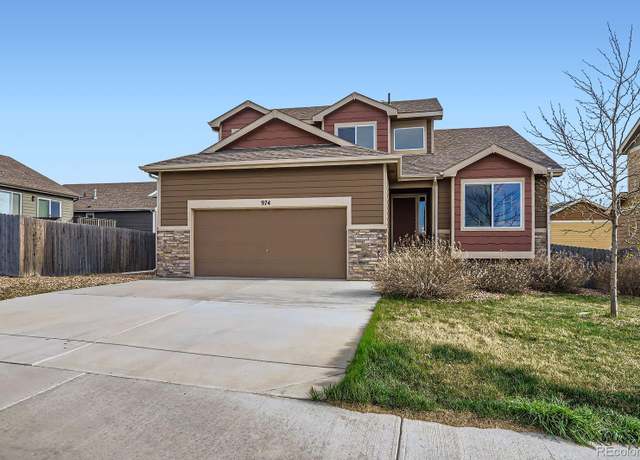 Property at 974 W 65th St, Loveland, CO 80538, 3 beds, 3 baths