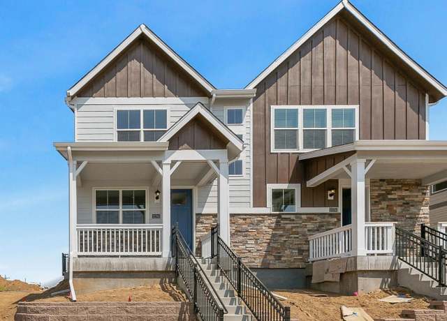Property at 712 N Shawnee St, Aurora, CO 80018, 3 beds, 3 baths