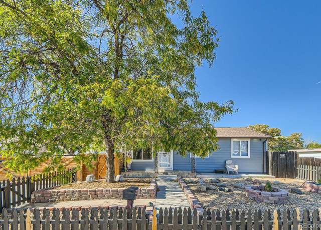 Property at 7321 Carnation Pl, Commerce City, CO 80022, 3 beds, 2 baths