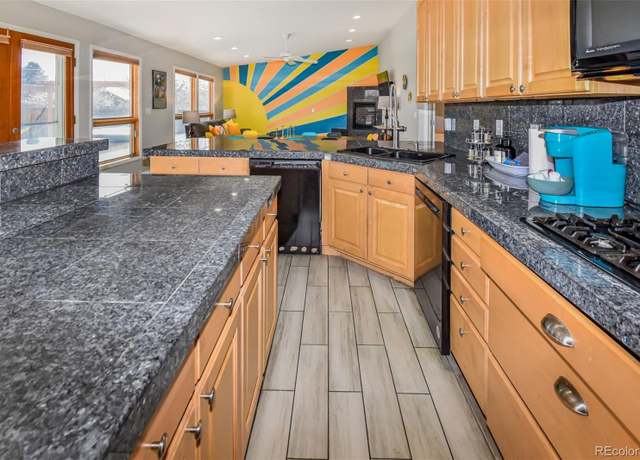 Property at 951 S Fulton St, Aurora, CO 80247, 7 beds, 4 baths