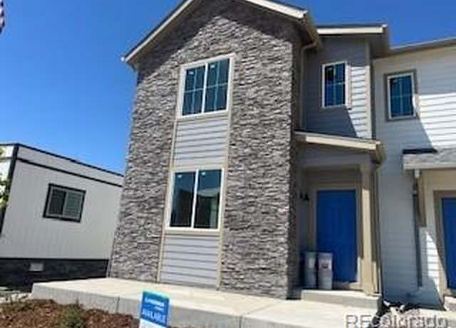 Property at 1440 Coral Pl, Longmont, CO 80501, 3 beds, 3 baths