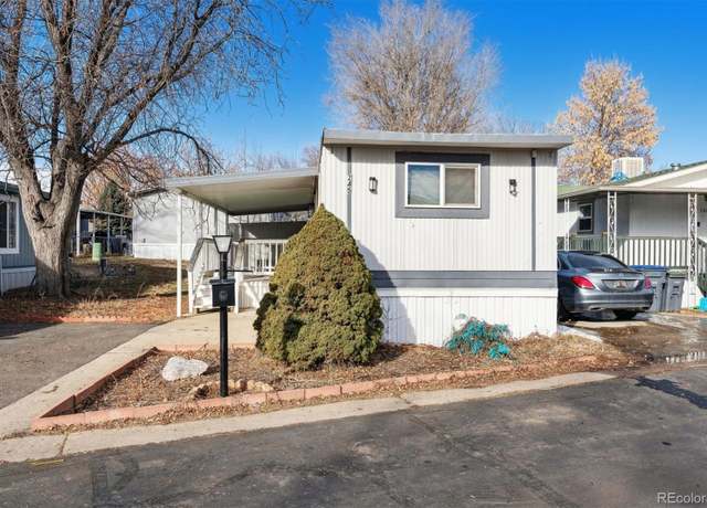 Property at 245 Skylark Dr, Lafayette, CO 80026, 3 beds, 2 baths