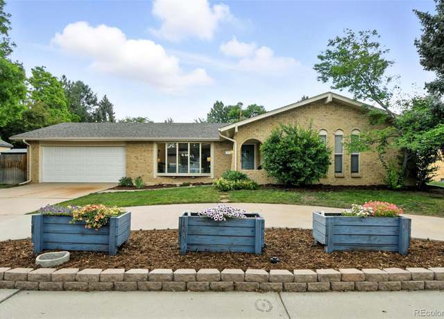 Property at 6419 W Roxbury Dr, Littleton, CO 80128, 4 beds, 3 baths