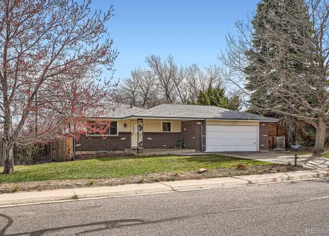 Property at 798 Xenophon St, Lakewood, CO 80401, 4 beds, 2 baths