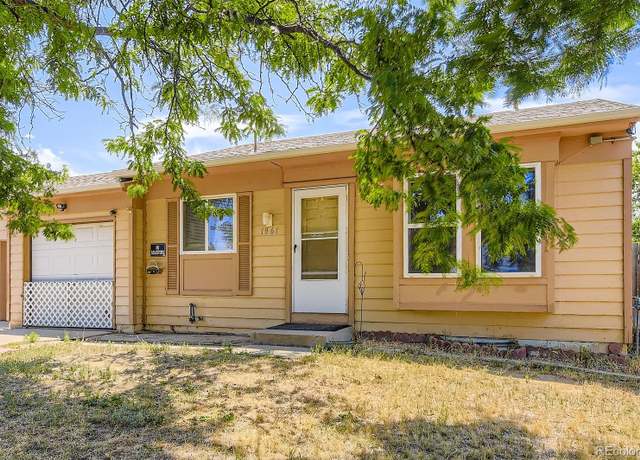 Property at 1961 Danube Way, Aurora, CO 80011, 3 beds, 2 baths