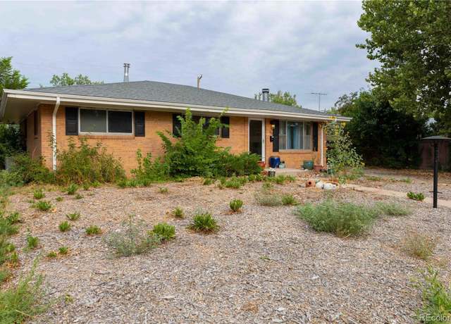 Property at 1417 23rd Avenue Ct, Greeley, CO 80634, 5 beds, 3 baths