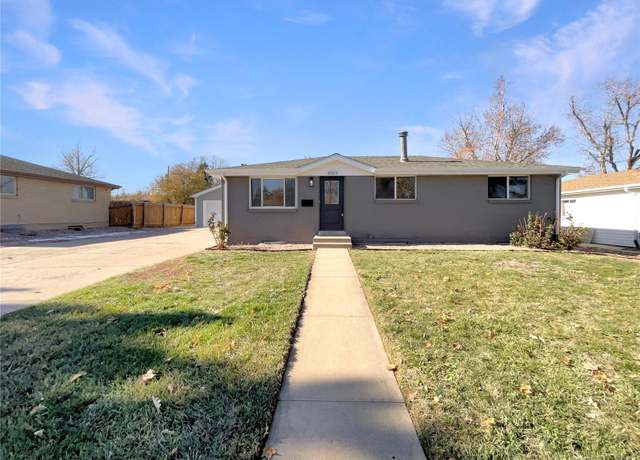 Property at 1059 S Saulsbury St, Lakewood, CO 80226, 4 beds, 2 baths