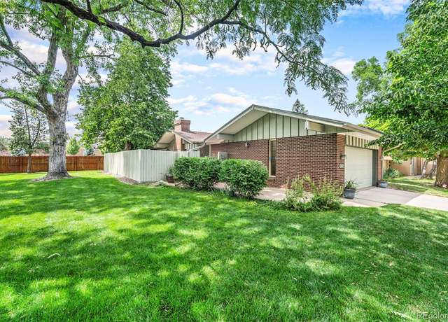 Property at 7427 W Cedar Cir, Lakewood, CO 80226, 2 beds, 2 baths