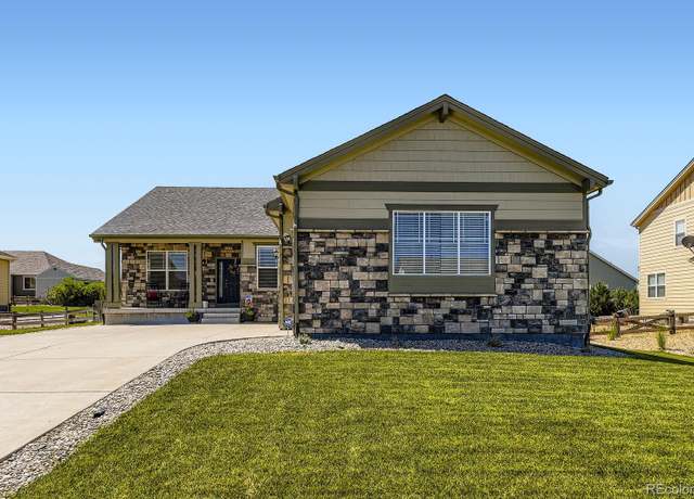 Property at 42384 Forest Oaks Dr, Elizabeth, CO 80107, 4 beds, 2 baths