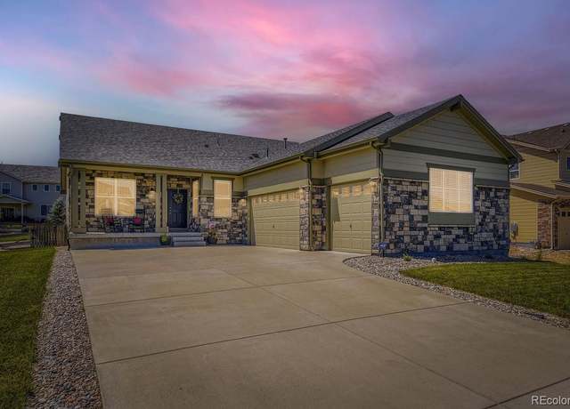 Property at 42384 Forest Oaks Dr, Elizabeth, CO 80107, 4 beds, 2 baths