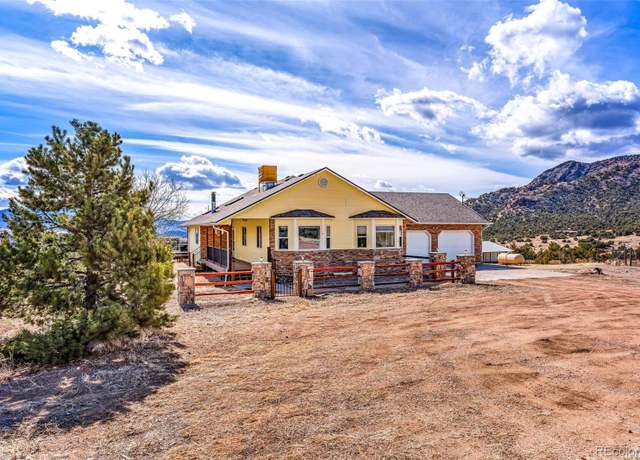 Property at 1626 Hwy 9, Canon City, CO 81212, 4 beds, 3 baths