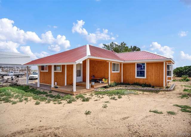 Property at 7013 County Road 69, Keenesburg, CO 80643, 2 beds, 1 bath