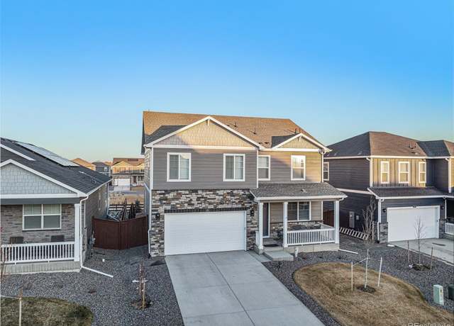 Property at 439 Bluebird Rd, Johnstown, CO 80534, 4 beds, 3 baths