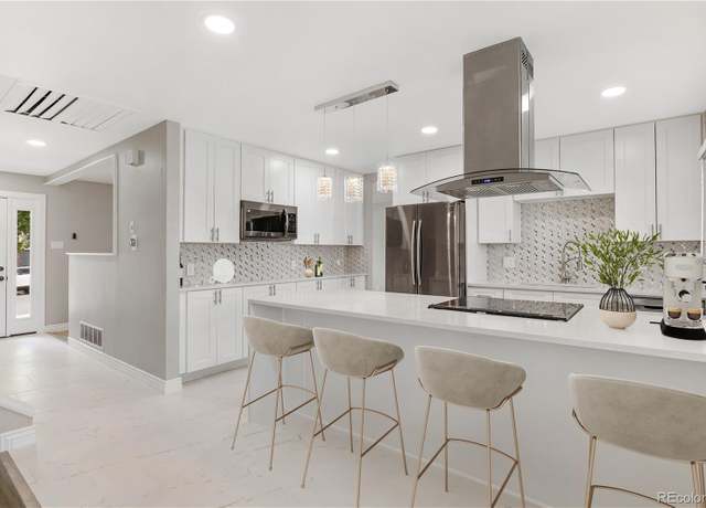 Property at 12992 W Jewell Cir, Lakewood, CO 80228, 4 beds, 3 baths