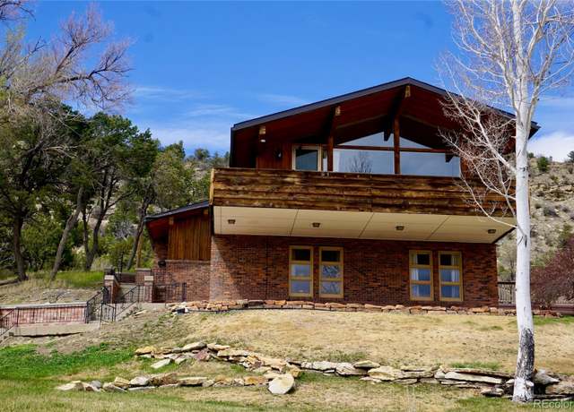 Property at 919 Park St, Trinidad, CO 81082, 4 beds, 3 baths