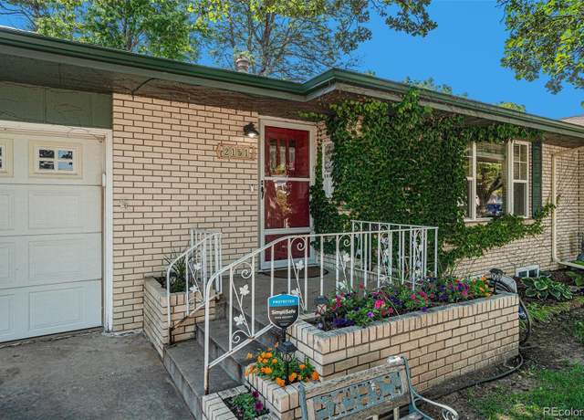 Property at 2151 Buena Vista Dr, Greeley, CO 80634, 3 beds, 3 baths