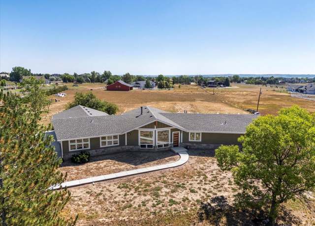 Property at 14820 Irving St, Broomfield, CO 80023, 4 beds, 4 baths