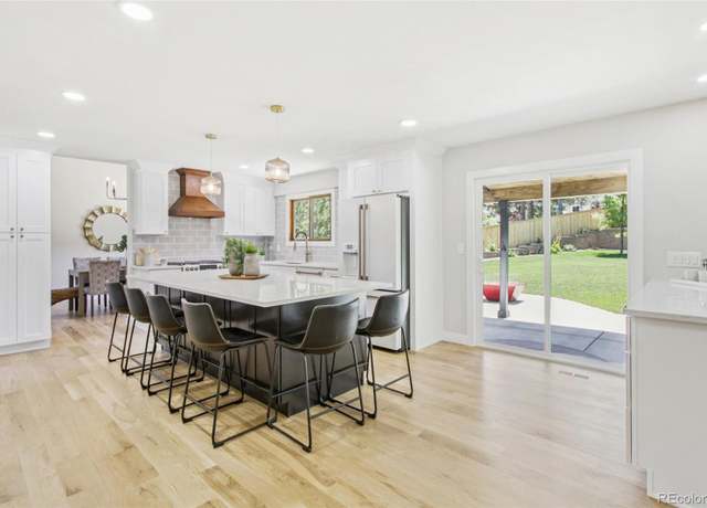 Property at 9810 Venneford Ranch Rd, Highlands Ranch, CO 80126, 5 beds, 4 baths