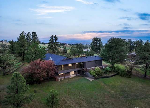 Property at 8092 Ponderosa Ln, Parker, CO 80138, 4 beds, 4 baths