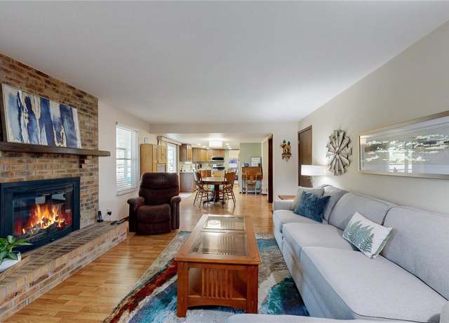 Property at 7865 S Lafayette Ct, Centennial, CO 80122, 5 beds, 4 baths
