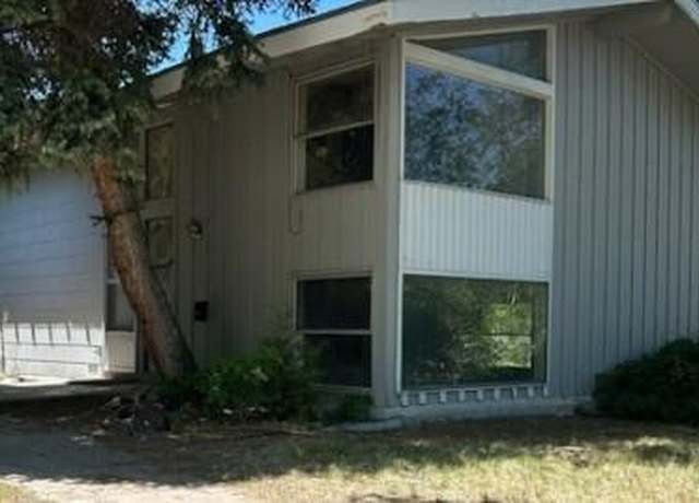 Property at 1445 S Kearney St, Denver, CO 80224, 4 beds, 2 baths