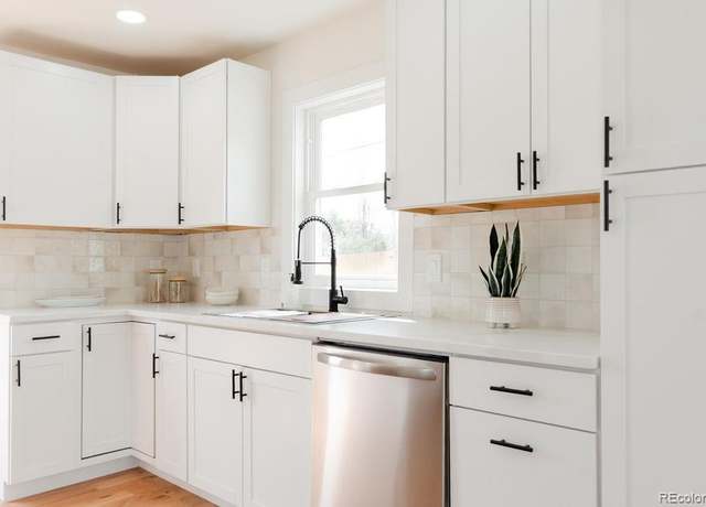 Property at 930 S Lowell Blvd, Denver, CO 80219, 2 beds, 1 bath
