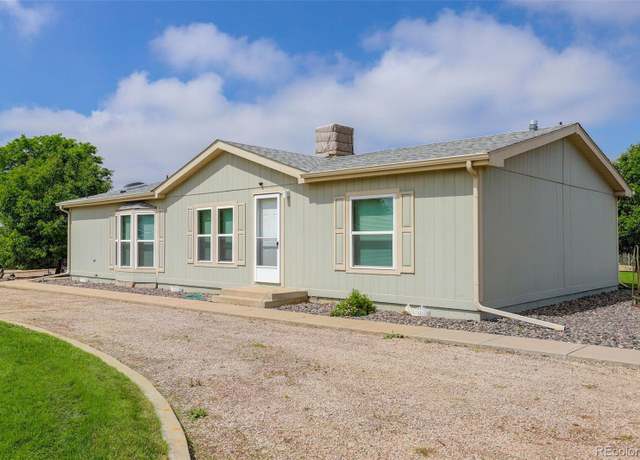 Property at 8481 Uinta St, Commerce City, CO 80022, 3 beds, 2 baths