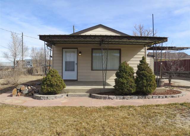 Property at 5660 Olive St, Commerce City, CO 80022, 2 beds, 1 bath