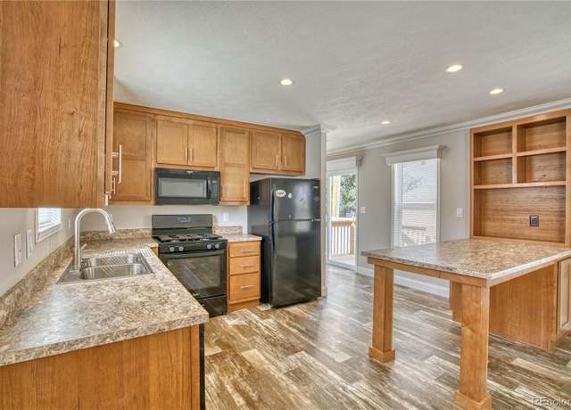 Property at 230 N 2nd St, Berthoud, CO 80513, 3 beds, 2 baths