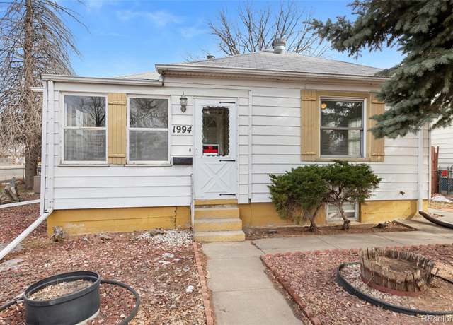 Property at 1994 Macon St, Aurora, CO 80010, 3 beds, 1 bath