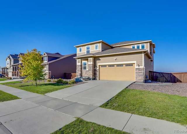 Property at 9373 Pitkin St, Commerce City, CO 80022, 4 beds, 3 baths