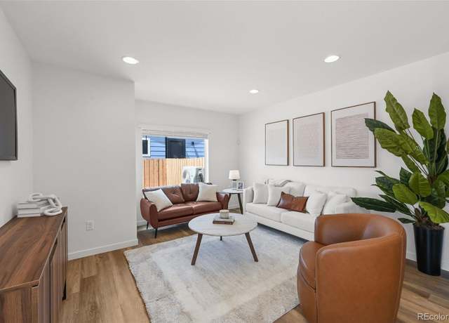 Property at 1337 N Alton St, Aurora, CO 80010, 3 beds, 3 baths