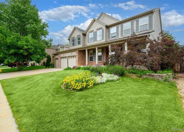 Property at 5774 S Genoa Ct, Aurora, CO 80015, 4 beds, 3 baths