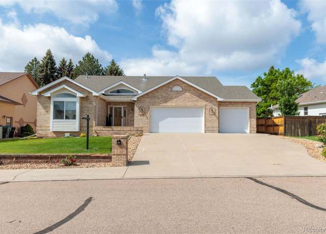Property at 1809 Little Bear Ct, Longmont, CO 80504, 3 beds, 2 baths