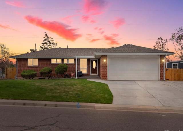 Property at 2698 E Cresthill Ave, Centennial, CO 80121, 4 beds, 3 baths