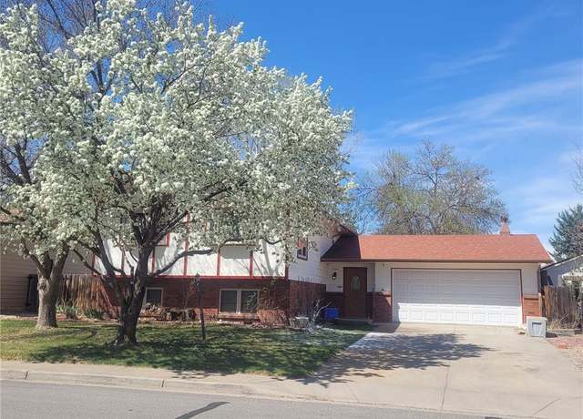 Property at 2265 Albany Ct, Loveland, CO 80538, 5 beds, 2 baths