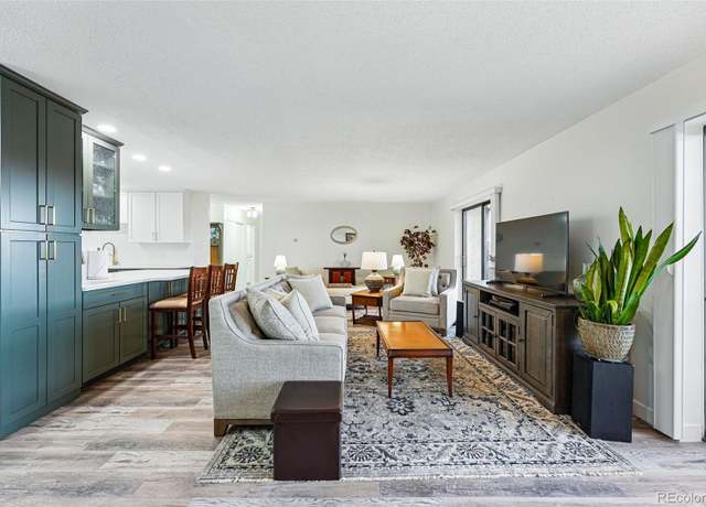 Property at 13850 E Marina Dr #606, Aurora, CO 80014, 3 beds, 3 baths
